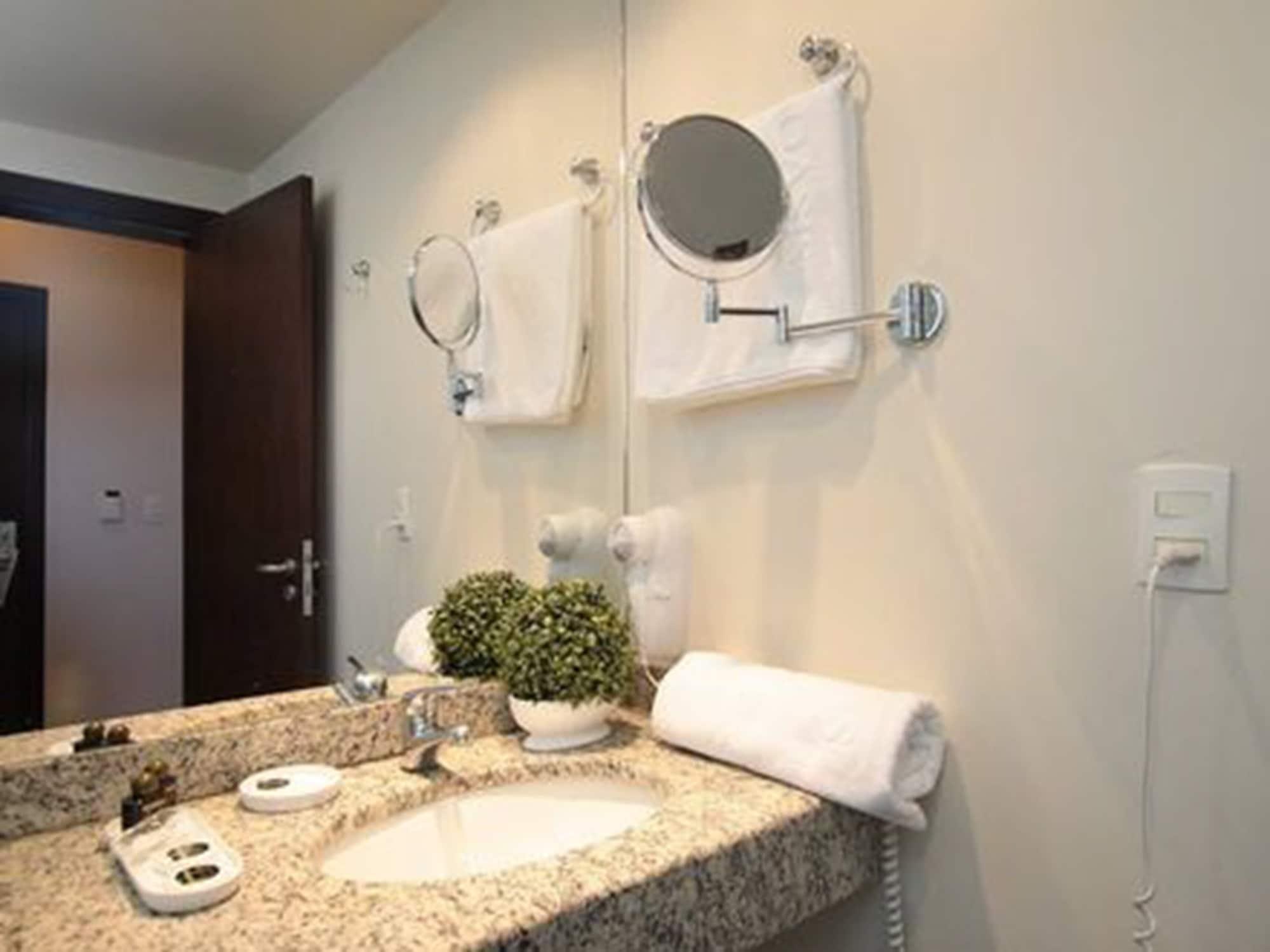 Oasis Tower Hotel Ribeirao Preto Exterior photo
