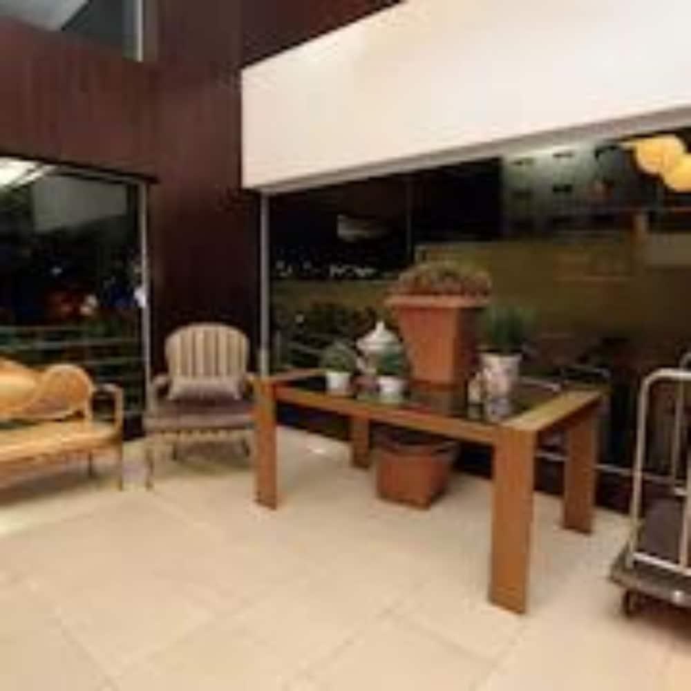 Oasis Tower Hotel Ribeirao Preto Exterior photo