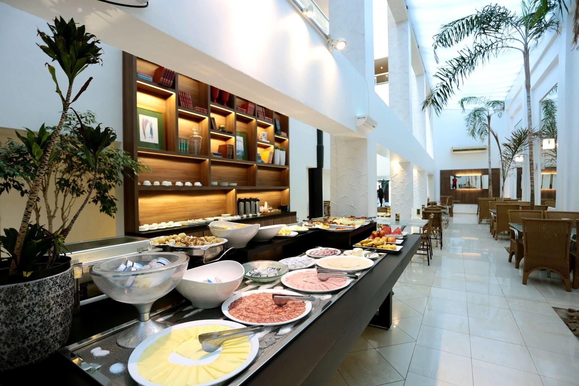 Oasis Tower Hotel Ribeirao Preto Exterior photo